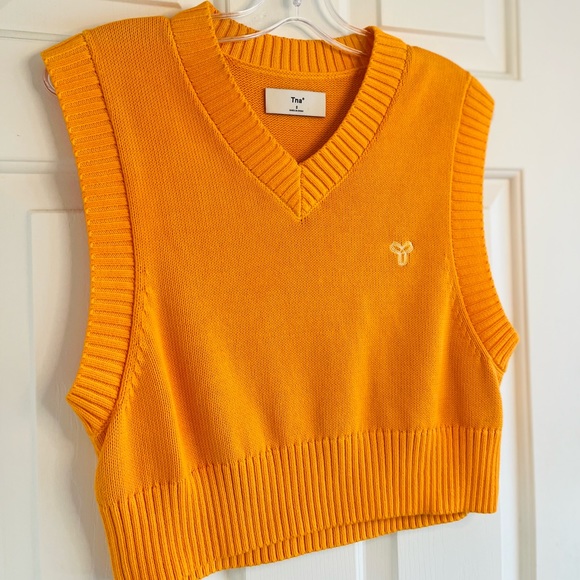 sold TNA Aritzia Orange Marcy Sweater Vest Small - Picture 4 of 11